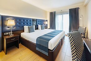 AX The Victoria Hotel