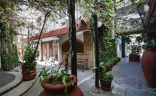 Hotel Xbalamqué Boutique & Spa