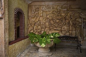 Hotel Xbalamqué Boutique & Spa