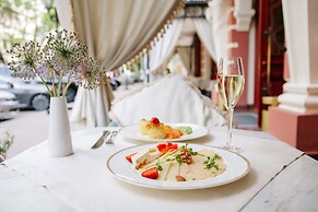Hotel Bristol