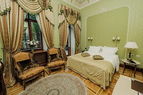 Hotel Bristol
