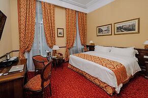 Hotel Bristol