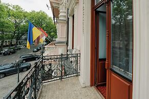 Hotel Bristol