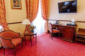 Hotel Bristol