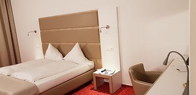 Confour Hotel