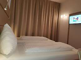 Confour Hotel