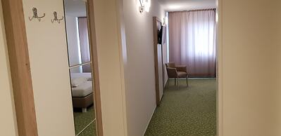 Confour Hotel