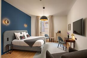 9Hotel Cesari