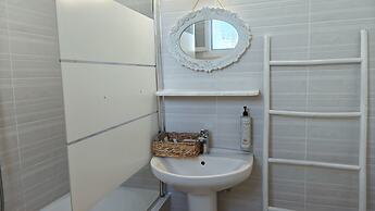 Narges Hotel