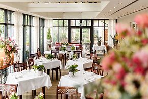 Bauer Hotel & Restaurant