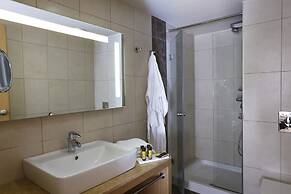 Elite City Resort