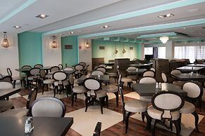 Metropolitan Hotel