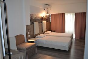 Metropolitan Hotel