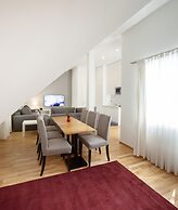 The Levante Rathaus Apartments