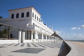 Playa De La Luz Hotel