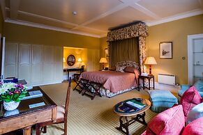 Inverlochy Castle
