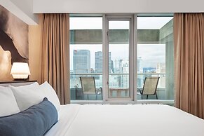 Delta Hotels by Marriott Vancouver Downtown Suites
