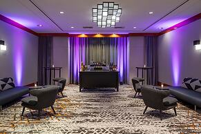 Delta Hotels by Marriott Vancouver Downtown Suites