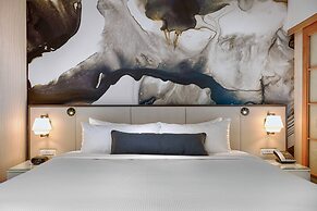 Delta Hotels by Marriott Vancouver Downtown Suites