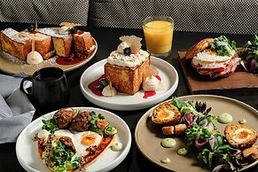 Delta Hotels by Marriott Vancouver Downtown Suites