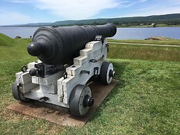 Annapolis Royal Inn & Suites