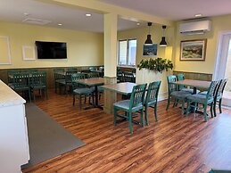 Annapolis Royal Inn & Suites