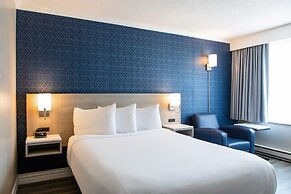 Fredericton Inn