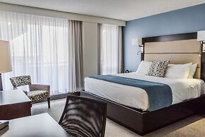 Ottawa Embassy Hotel