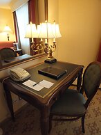 Lake Louise Inn