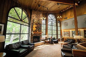 Lake Louise Inn