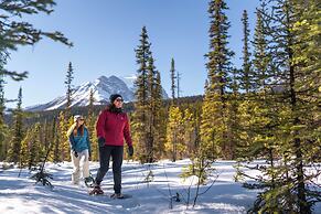 Lake Louise Inn