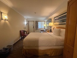 Lake Louise Inn