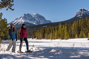 Lake Louise Inn