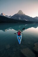 Lake Louise Inn