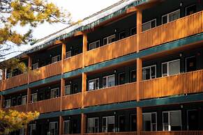 Lake Louise Inn