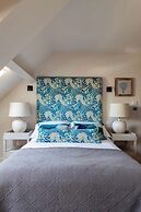 The Falstaff Hotel