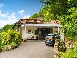 The Bridge House Hotel