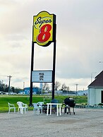 Super 8 by Wyndham Watertown