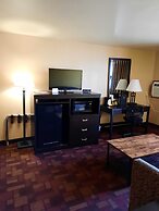 Super 8 by Wyndham Watertown