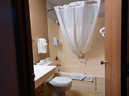Super 8 by Wyndham Watertown