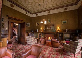 Macdonald Norwood Hall Hotel