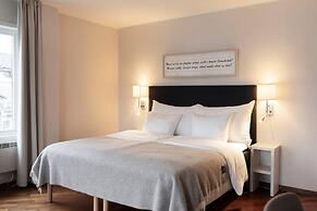 Home Hotel Grimstad