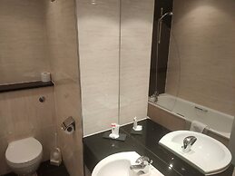 Best Western Premier Heronston Hotel & Spa