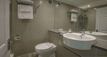 Best Western Premier Heronston Hotel & Spa