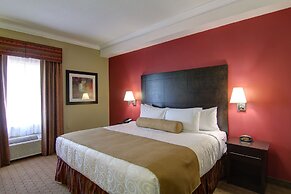 Best Western Plus Bowmanville