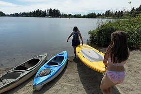 Inn On Long Lake