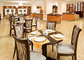 Ani Plaza Hotel