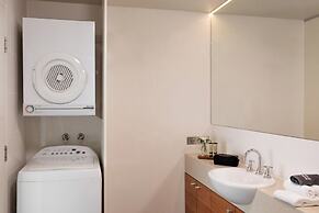 The Old Woolstore Apartment Hotel