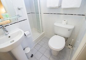 London Town Hotel