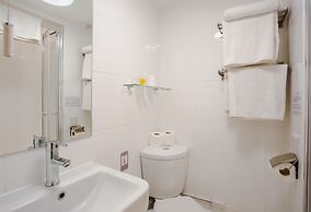 London Town Hotel